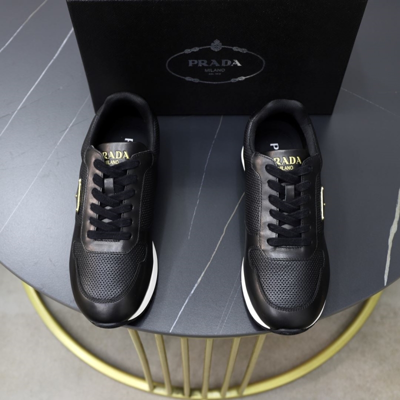 Pra*a casual shoes
